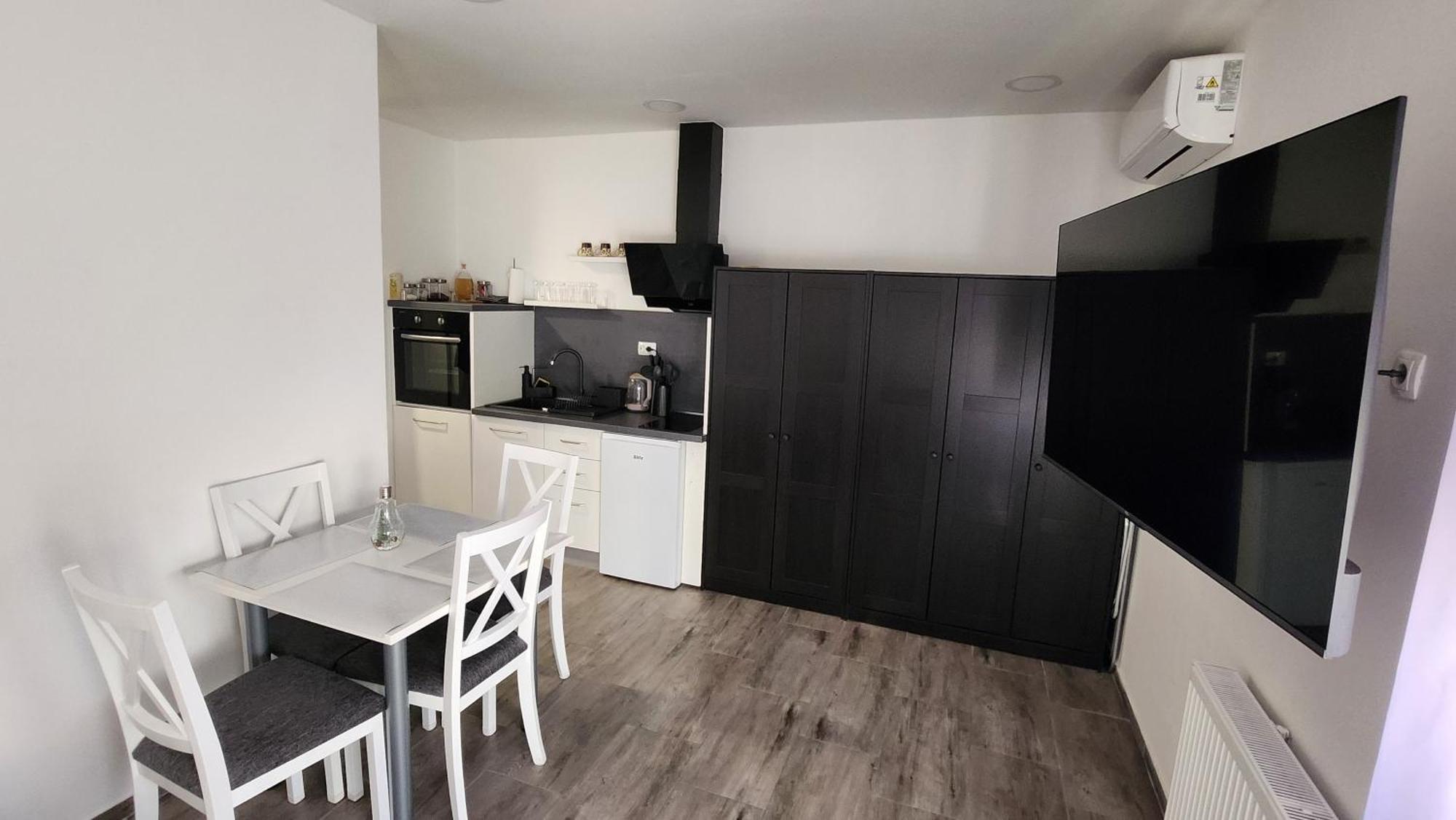 Oniks Apartment Lipik Ngoại thất bức ảnh