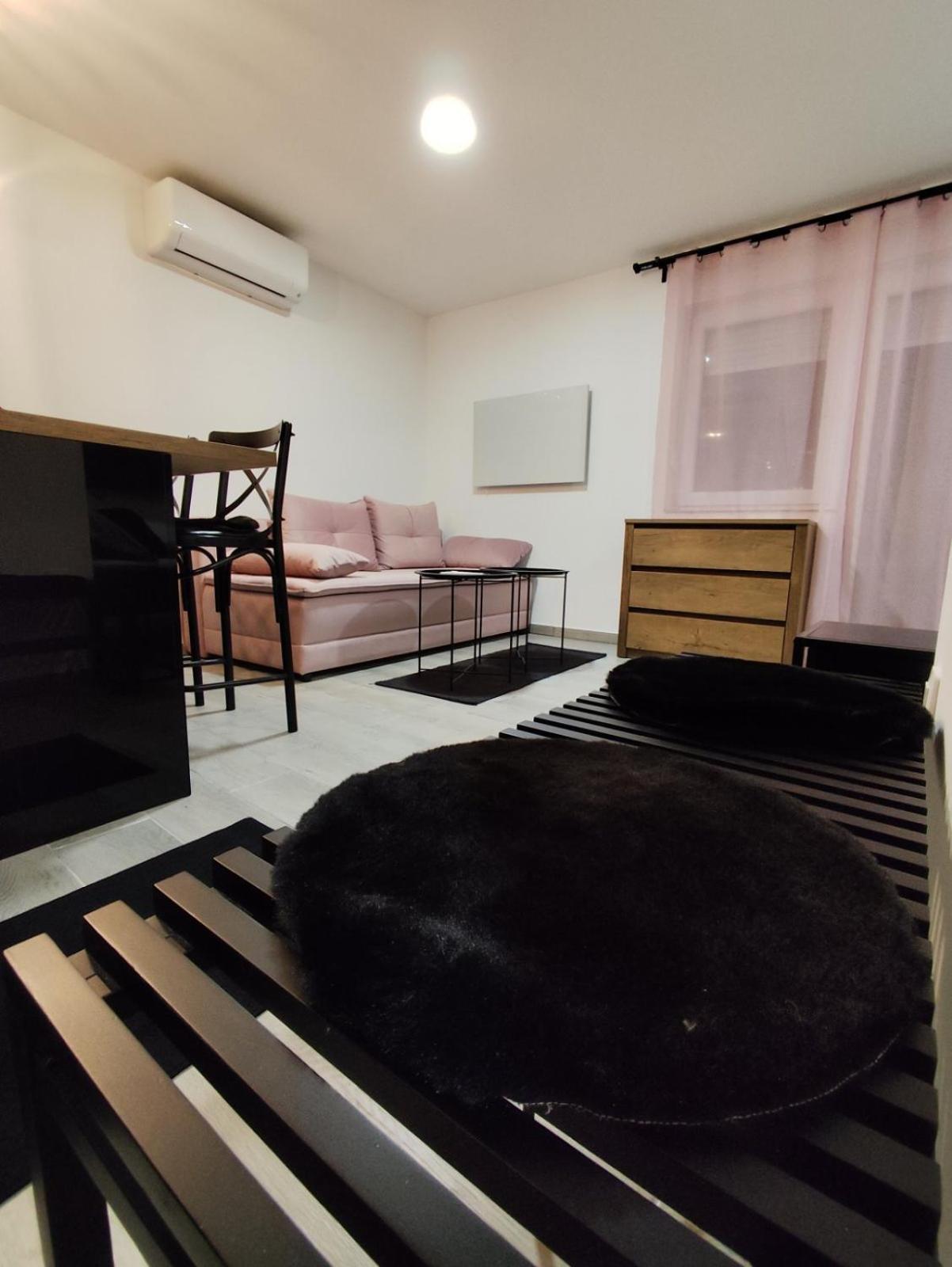 Oniks Apartment Lipik Ngoại thất bức ảnh